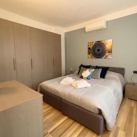 Rentopolis Apartments - Palazzo Candiani Milaan Buitenkant foto